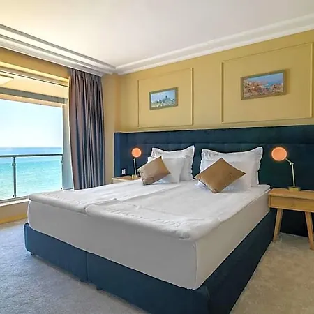 Отель Marina Hotel, Sunny Day