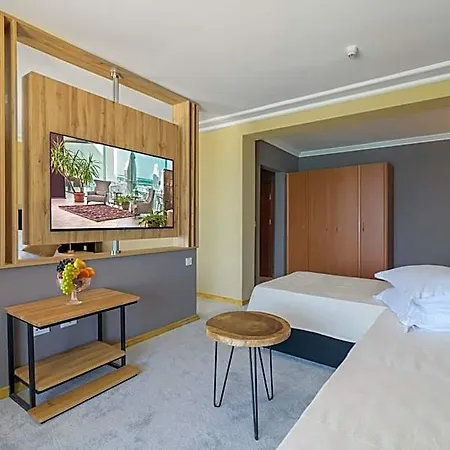 Marina Hotel, Sunny Day Отель Святые Константин и Елена