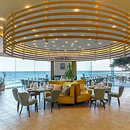 Отель Marina Hotel, Sunny Day